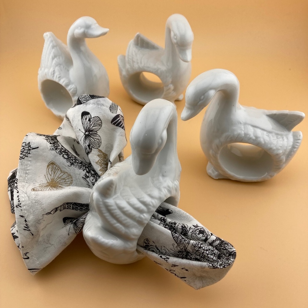 ACTION Napkin Rings Swan Porcelain Set of 4